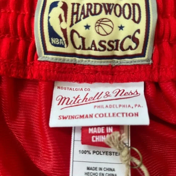 NBA Philadelphia 76ers Mitchell & Ness Shorts - Picture 6 of 7